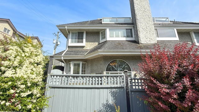 109 - 216 6th Street