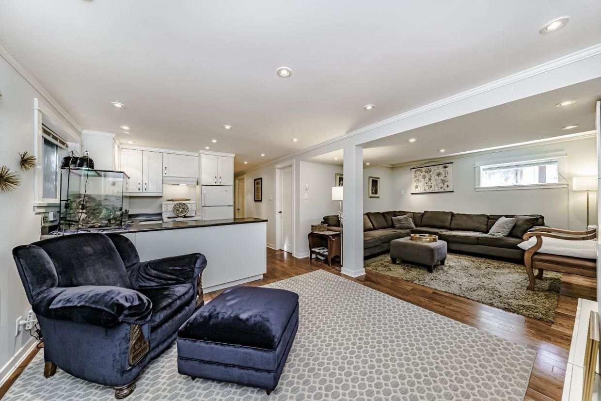 Listing Image 20