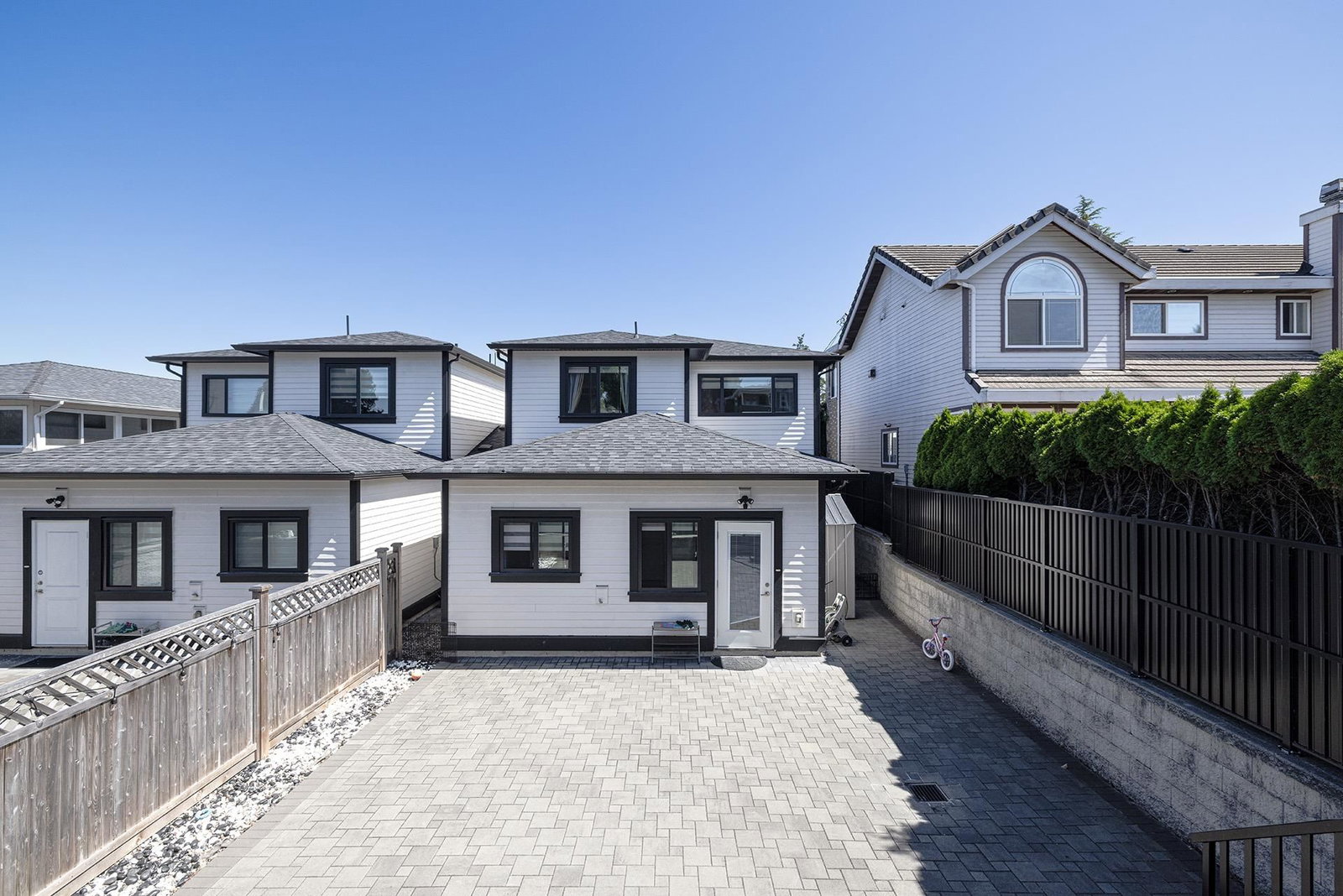 Listing Image 19