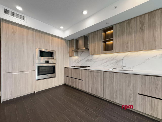 3209 - 13768 100 Avenue