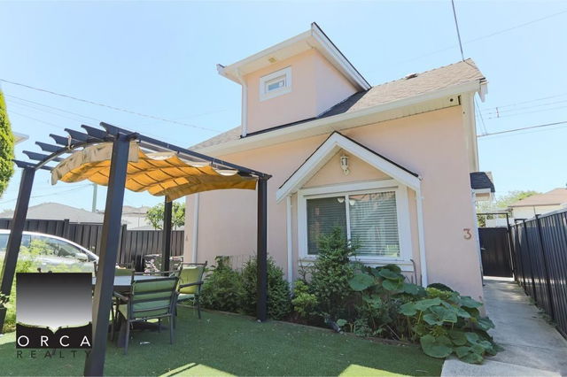 Unit 3 - 3120 52 Avenue