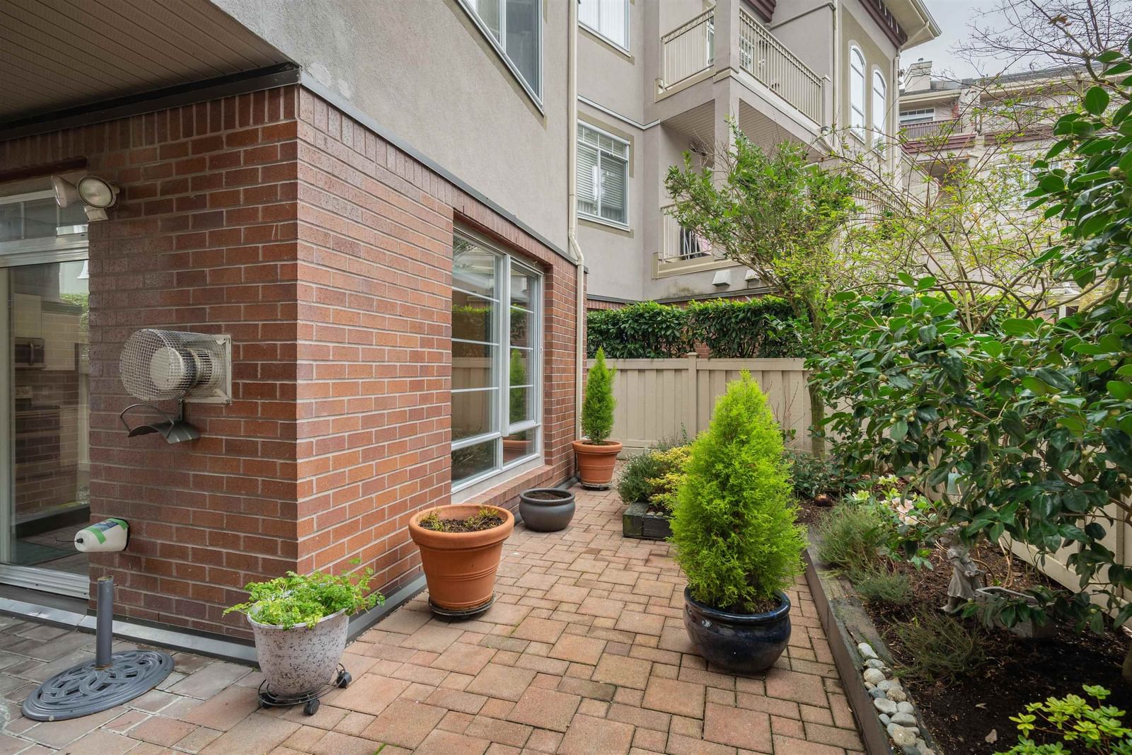 Listing Image 14