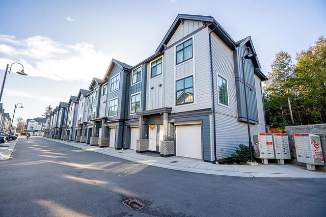 1006 - 2267 Mckenzie Road