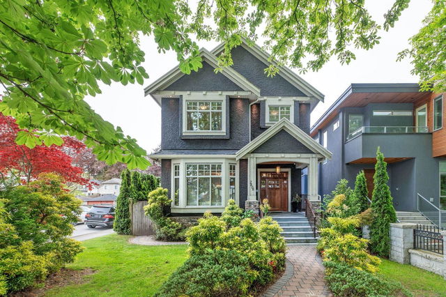 2806 12th Avenue W
