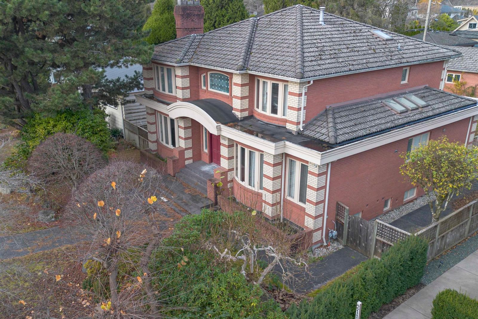 Listing Image 8