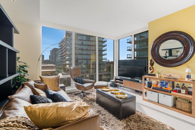 407 - 6633 Pearson Way