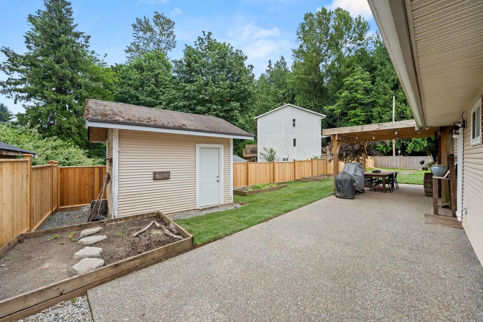 Listing Image 24