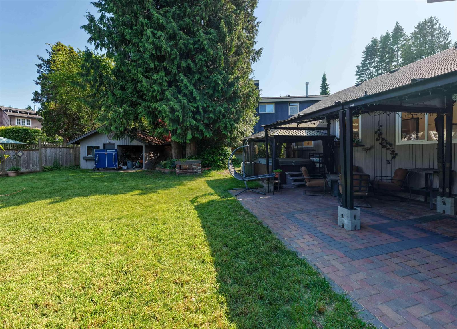 Listing Image 8