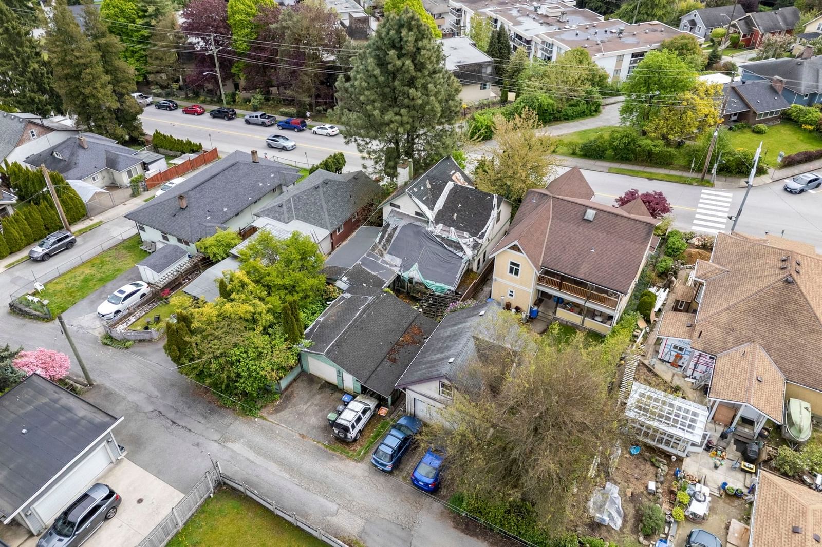 Listing Image 12