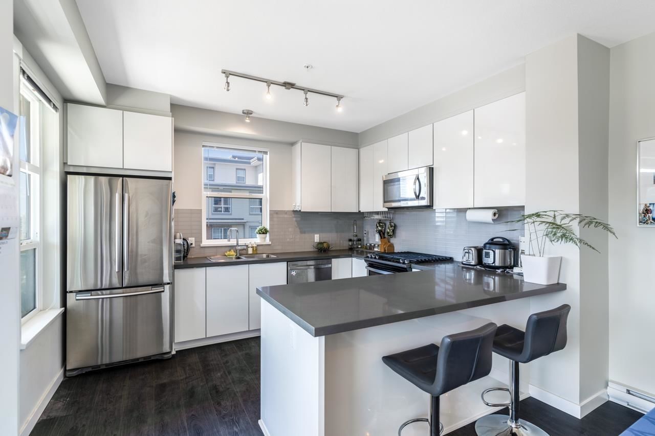 Listing Image 10
