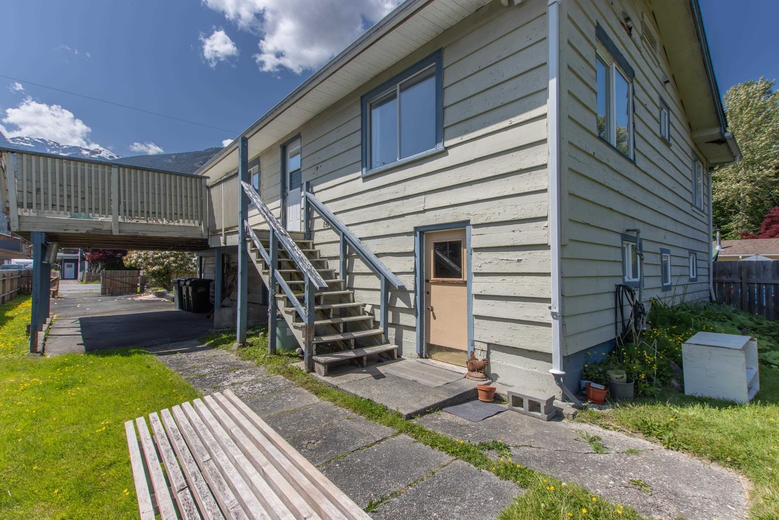 Listing Image 16
