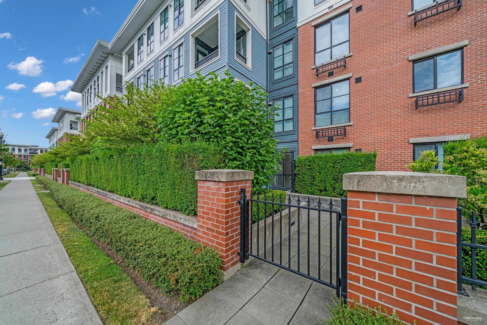 Listing Image 17