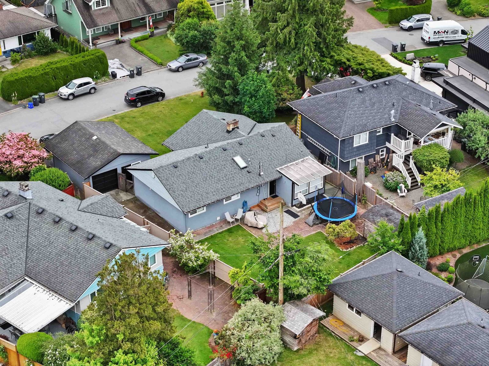 Listing Image 10