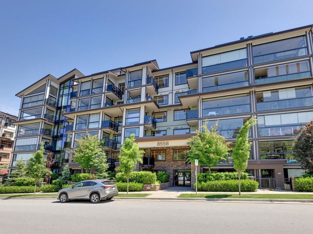 412 - 8558 202b Street