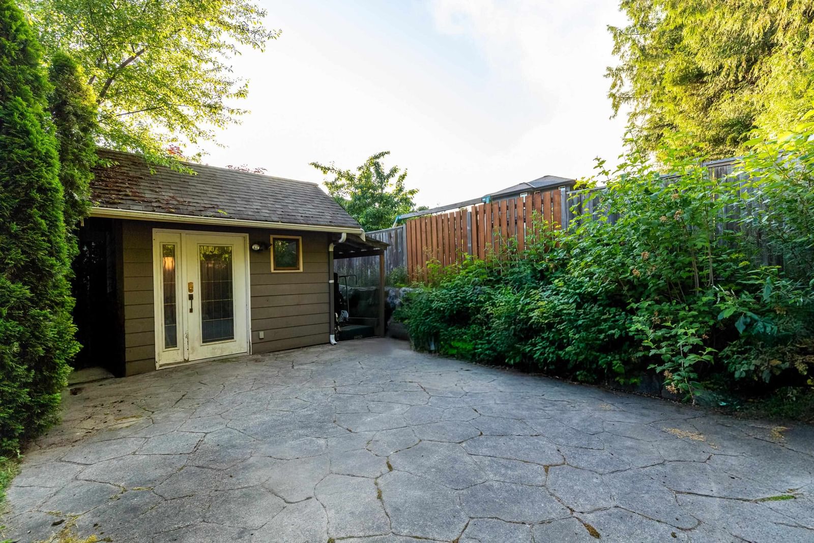 Listing Image 25