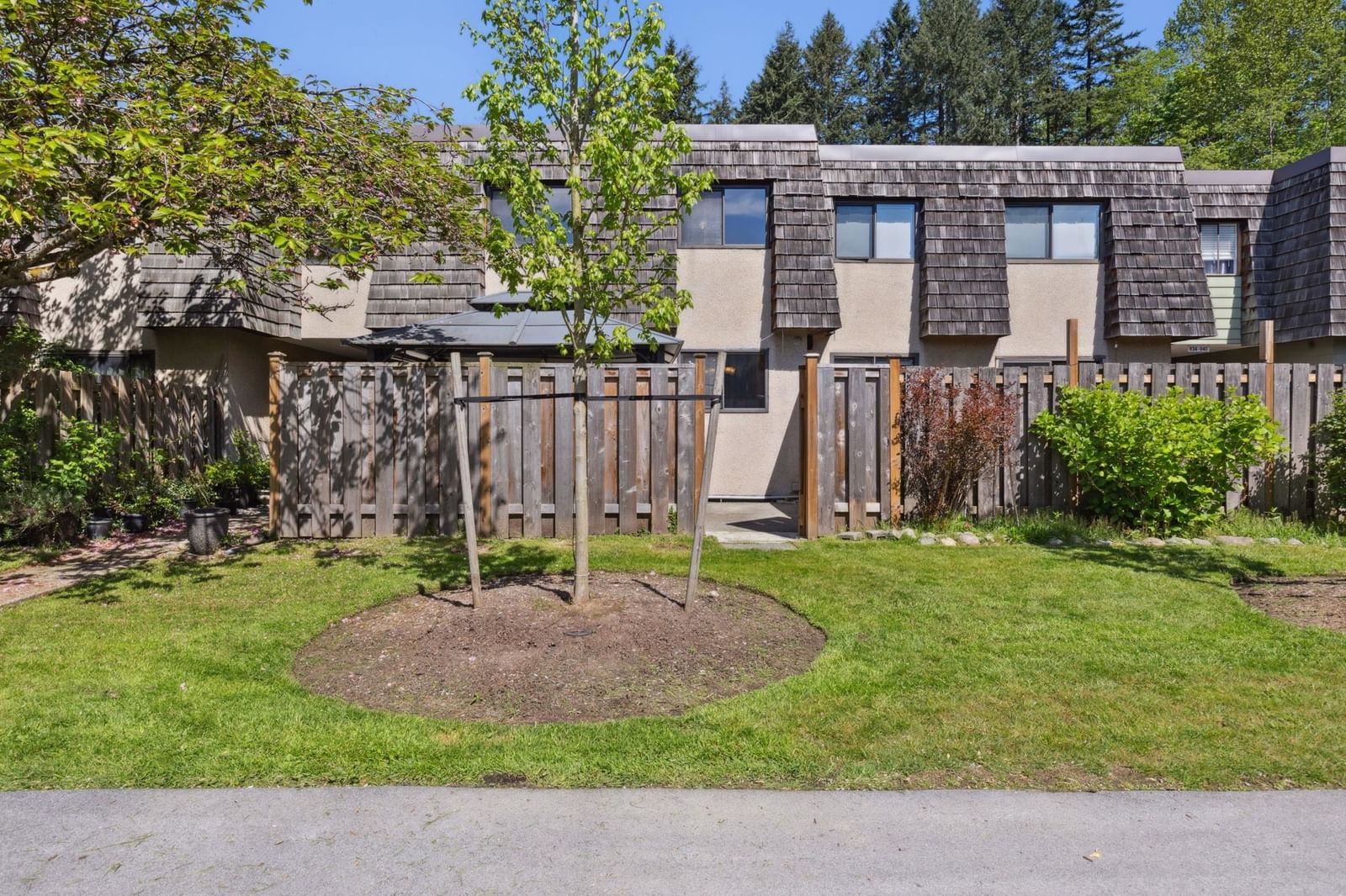 Listing Image 27