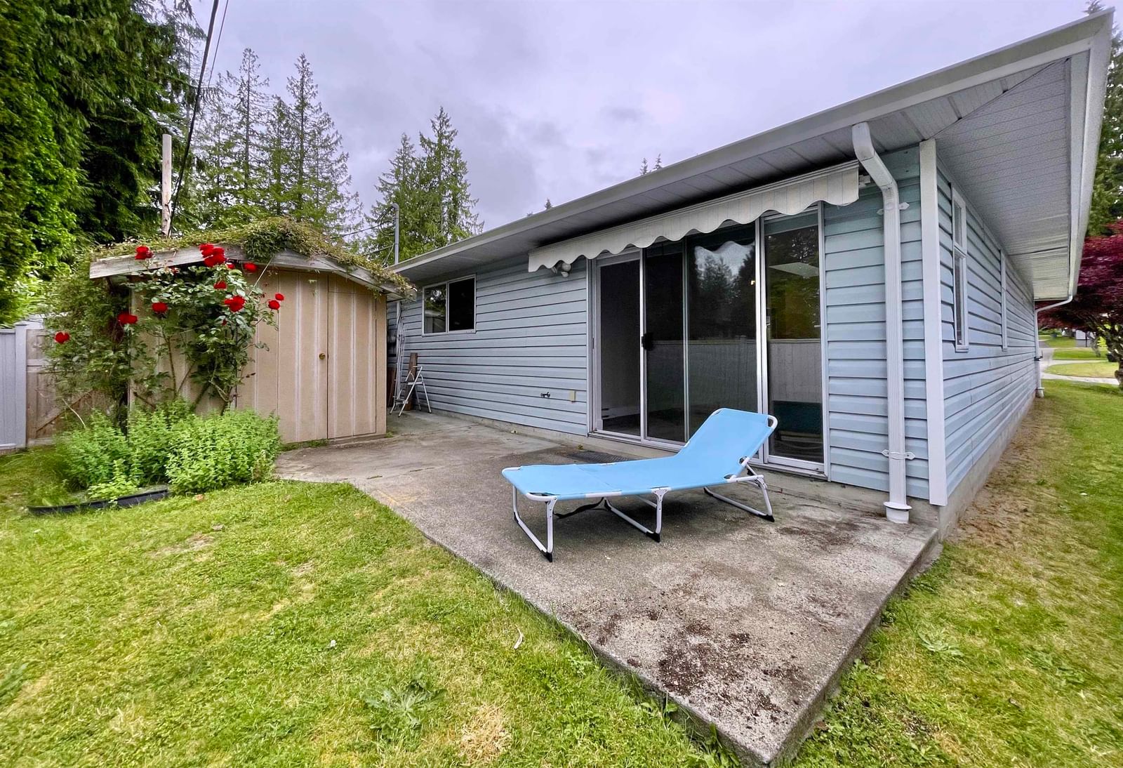 Listing Image 10
