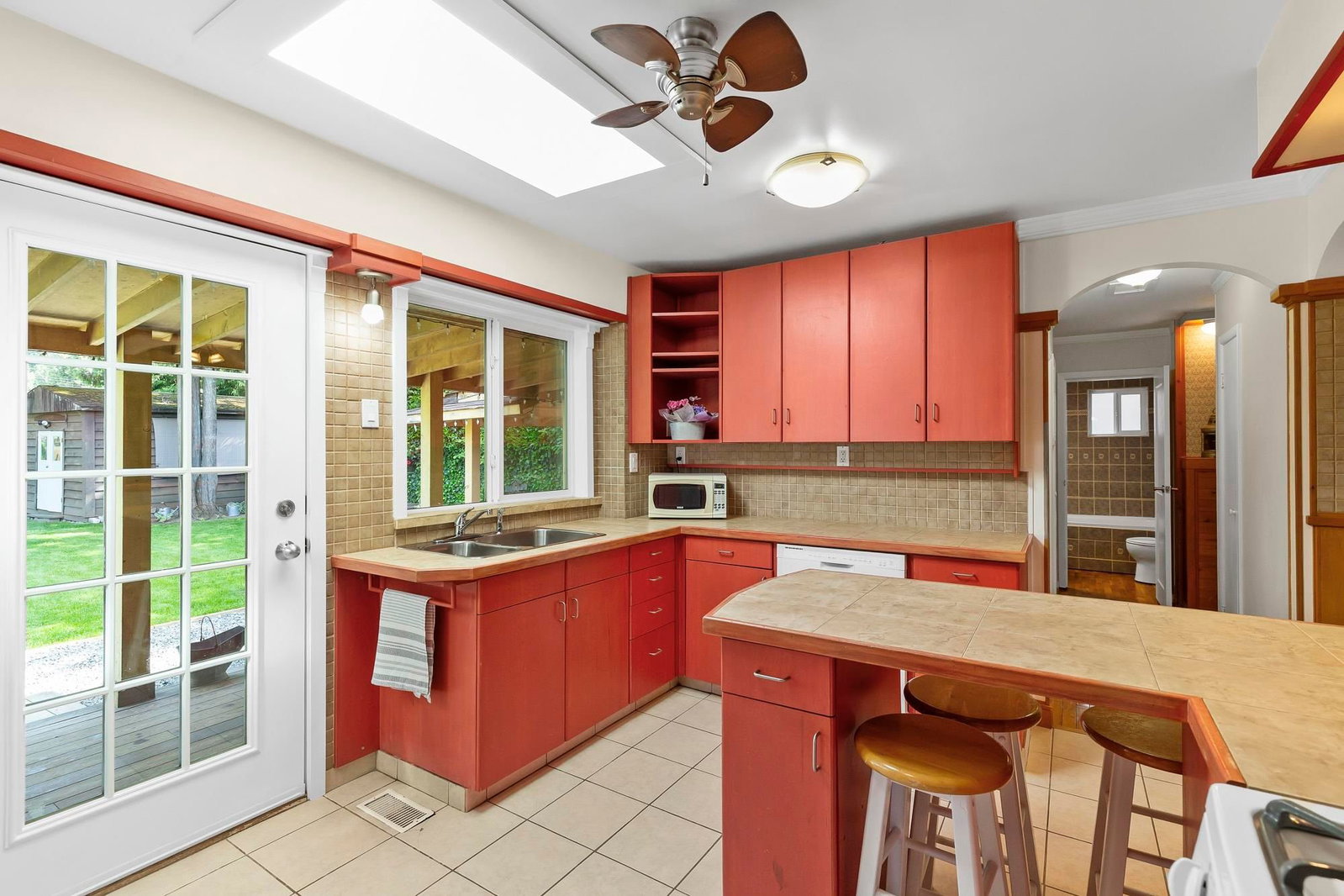 Listing Image 15