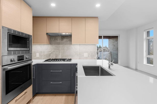 407 - 8888 Osler Street