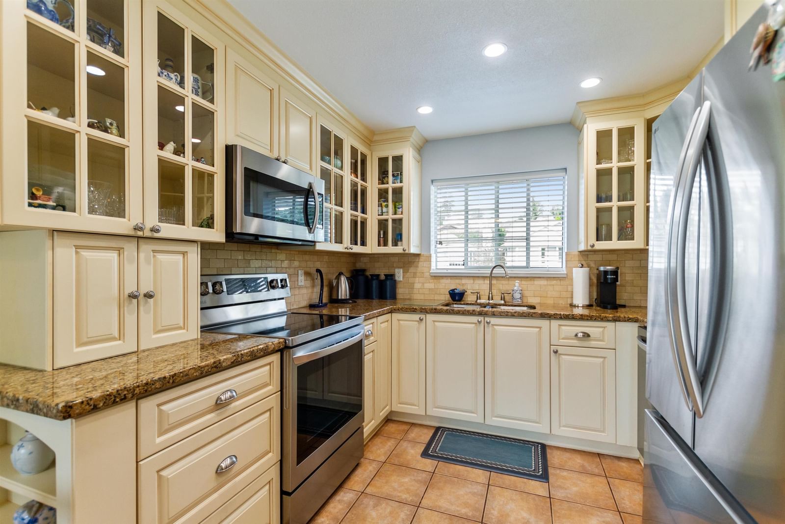 Listing Image 15