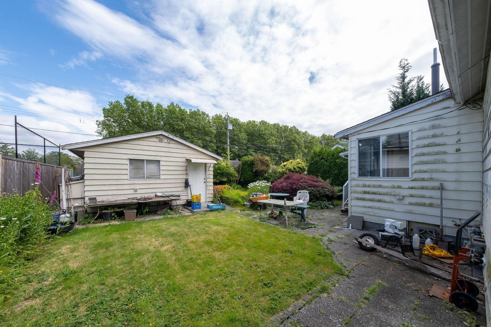 Listing Image 18