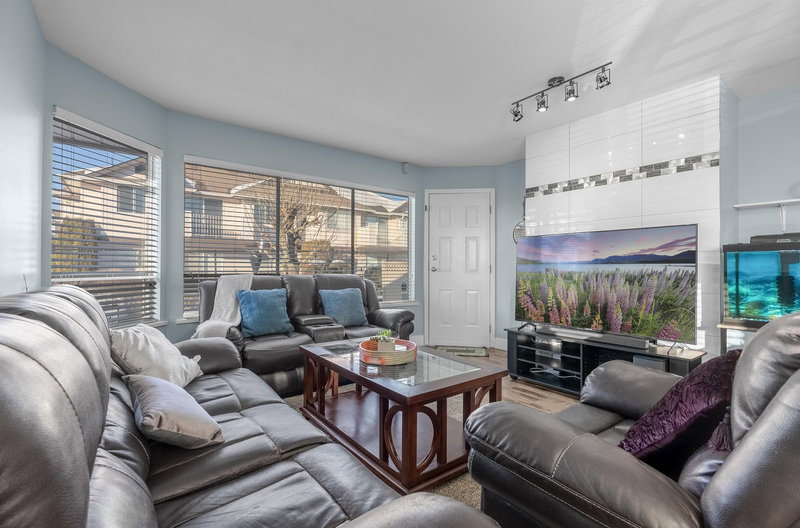 17 - 3070 Townline Road, Abbotsford, V2T 5M2 | Image 2