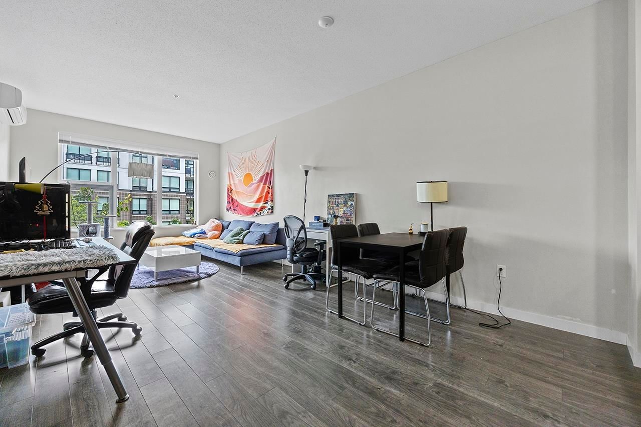 Listing Image 18