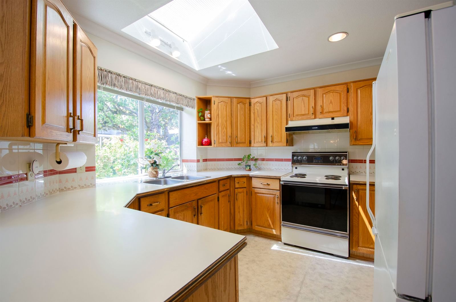 Listing Image 14