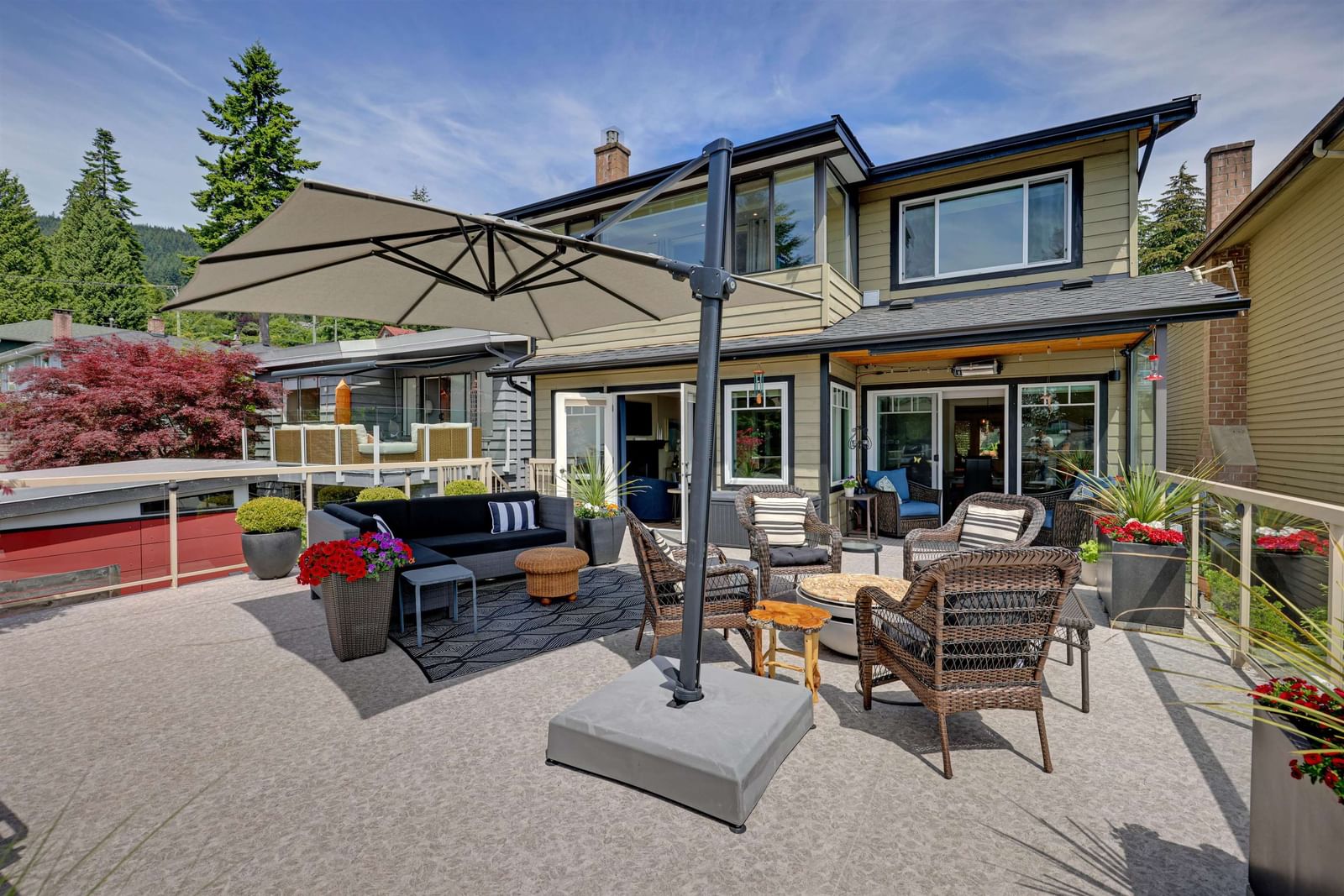 Listing Image 12