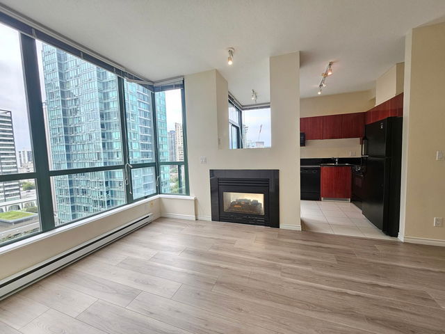 1604 - 1239 Georgia Street W