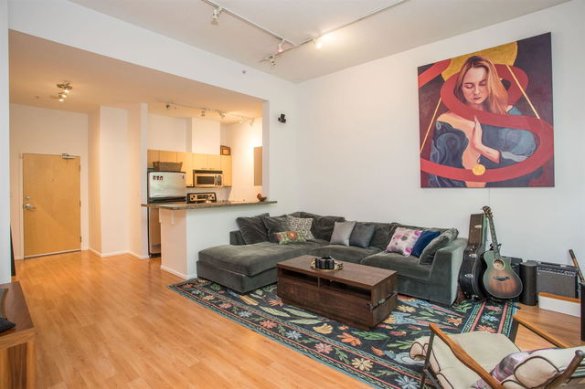 TH8 - 707 Broughton Street