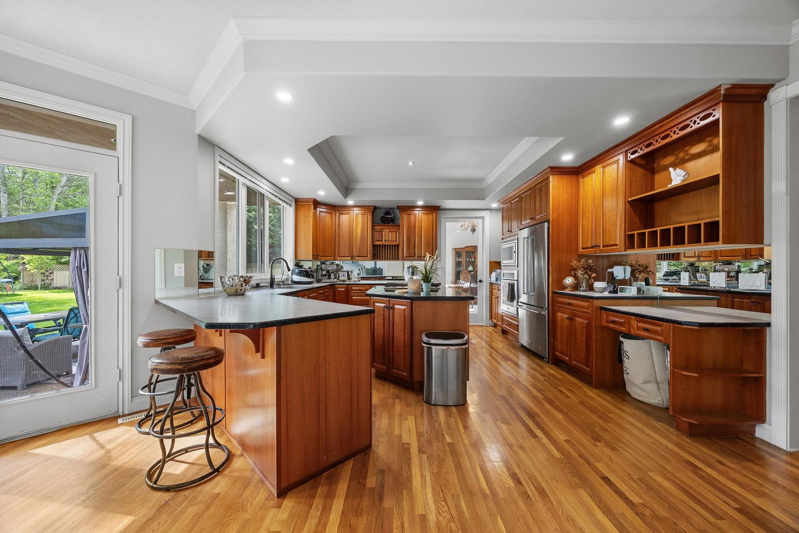 Listing Image 15