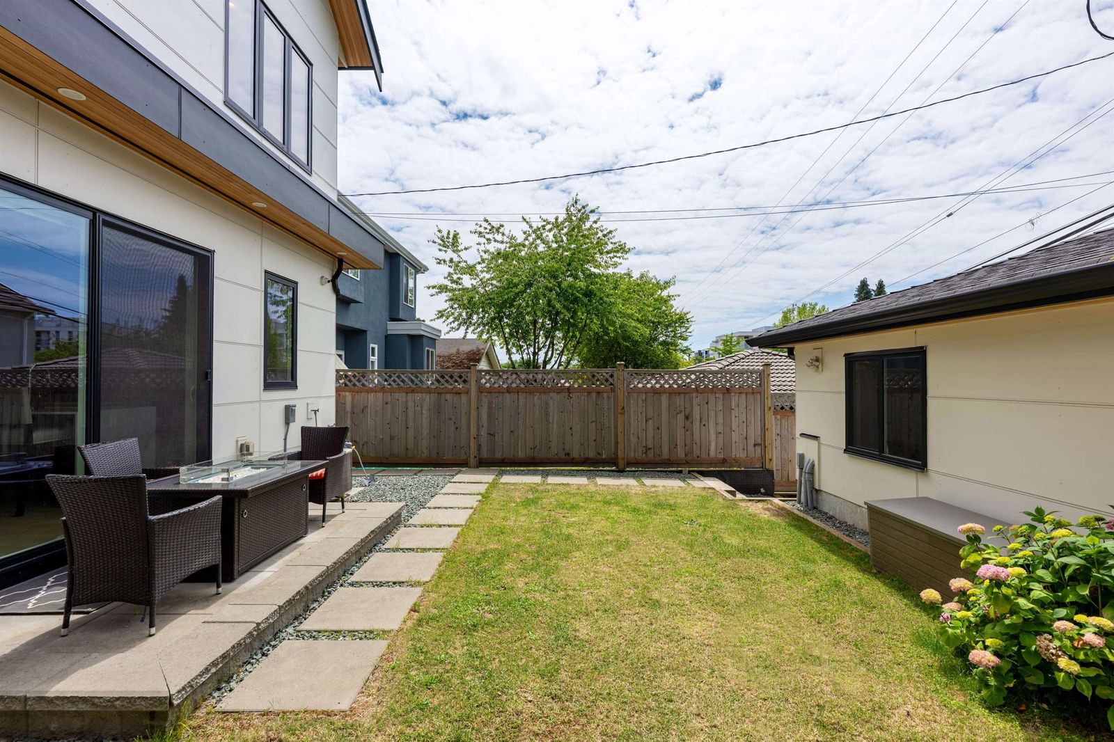 Listing Image 27