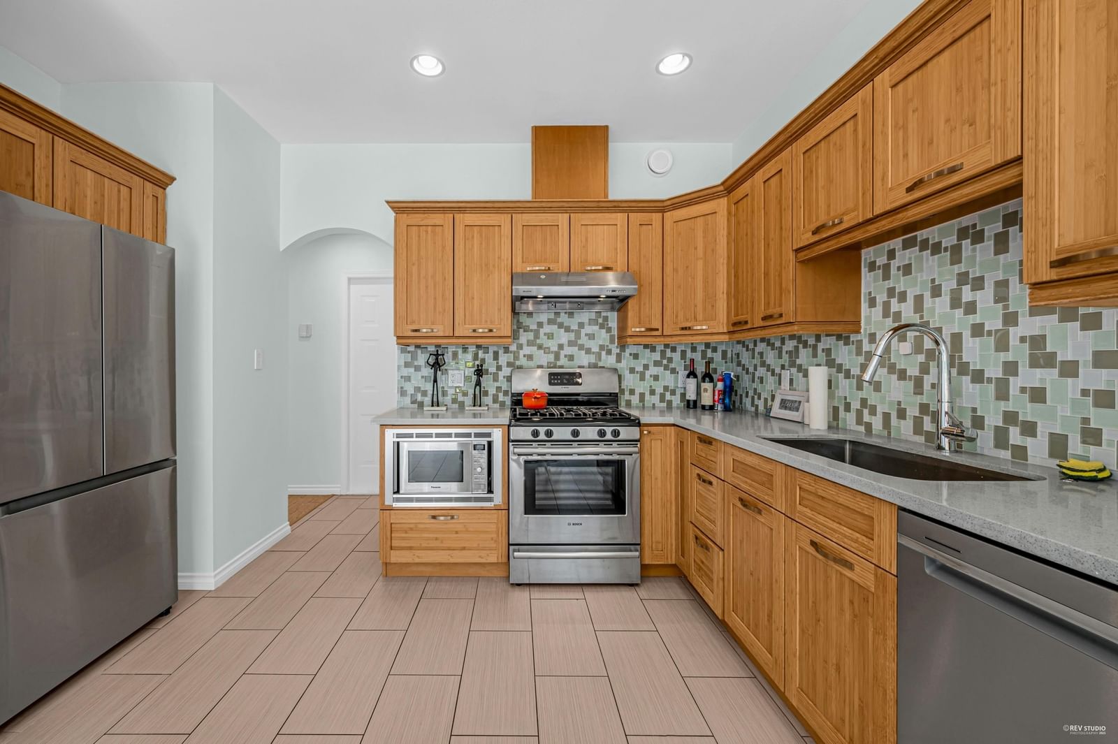 Listing Image 12