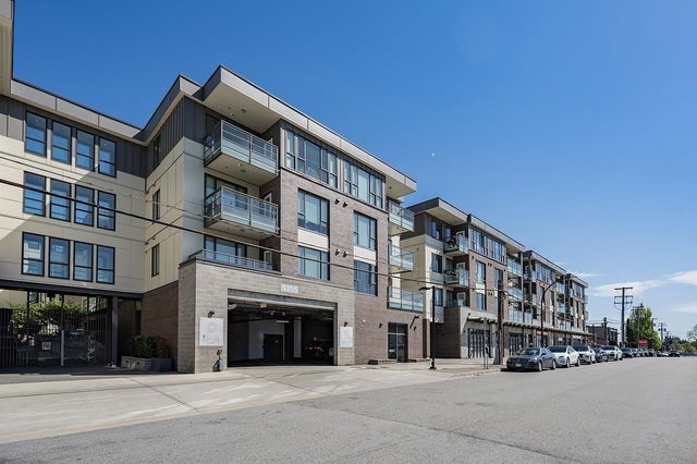 101 - 5355 Lane Street