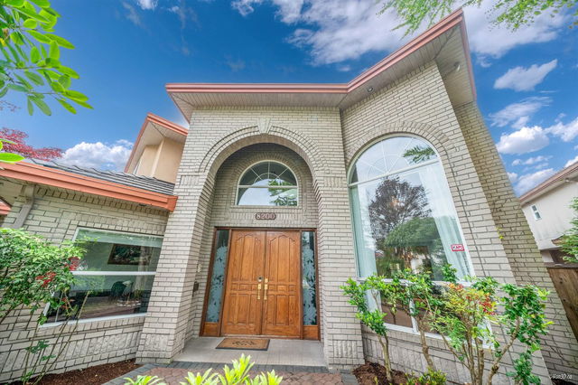 8200 Bowcock Road