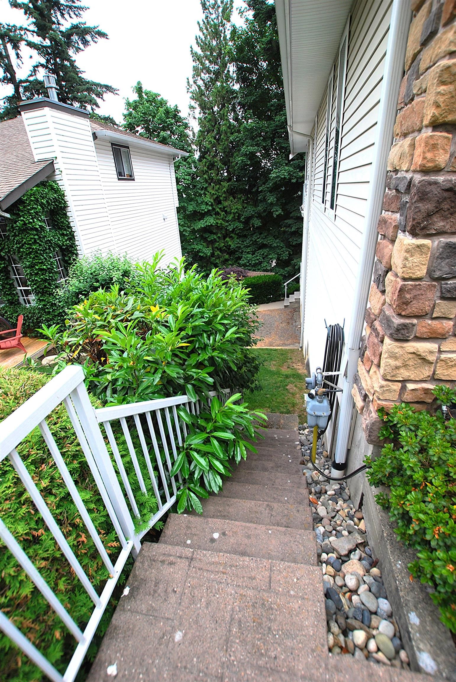 Listing Image 28