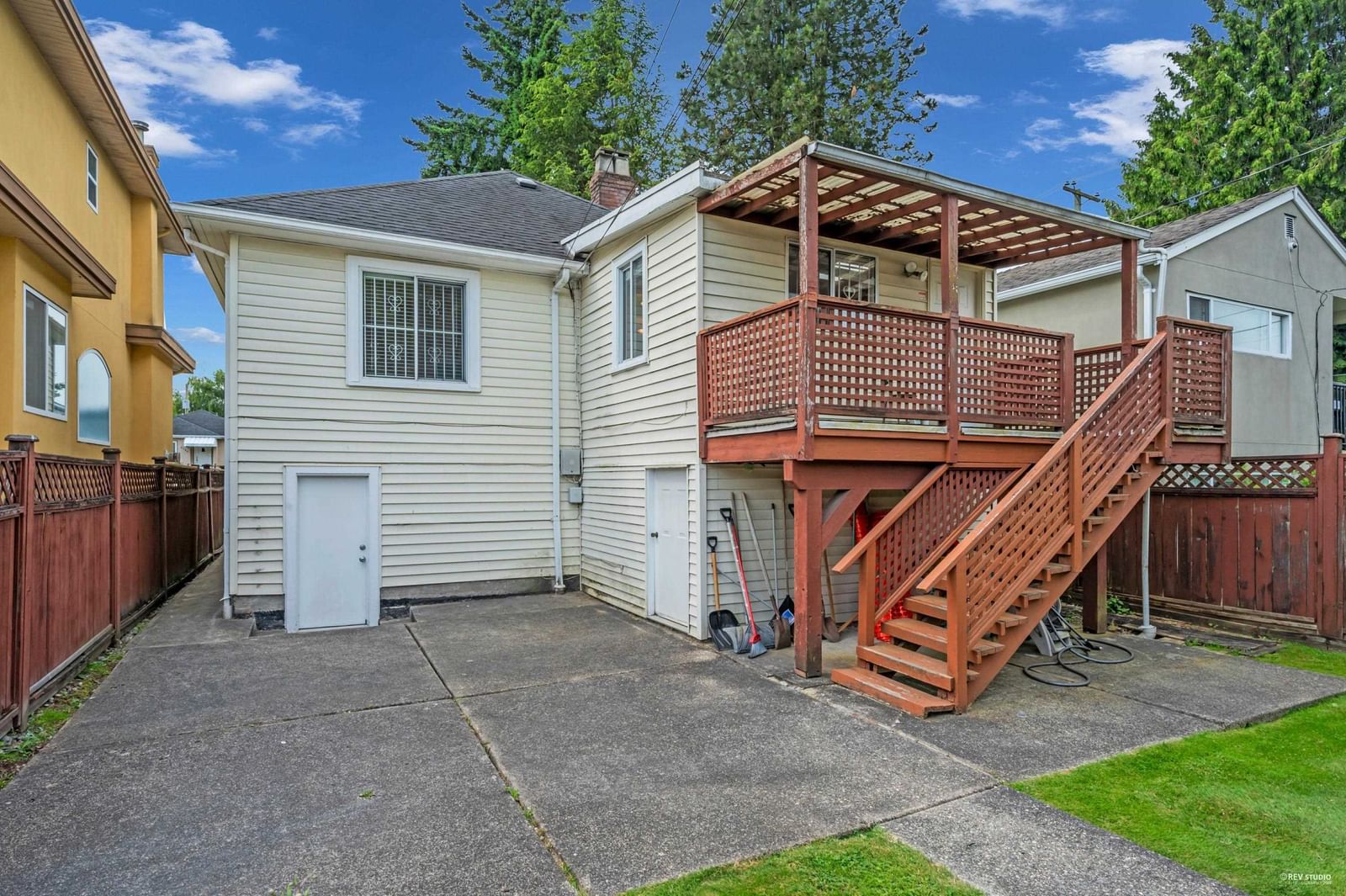 Listing Image 19