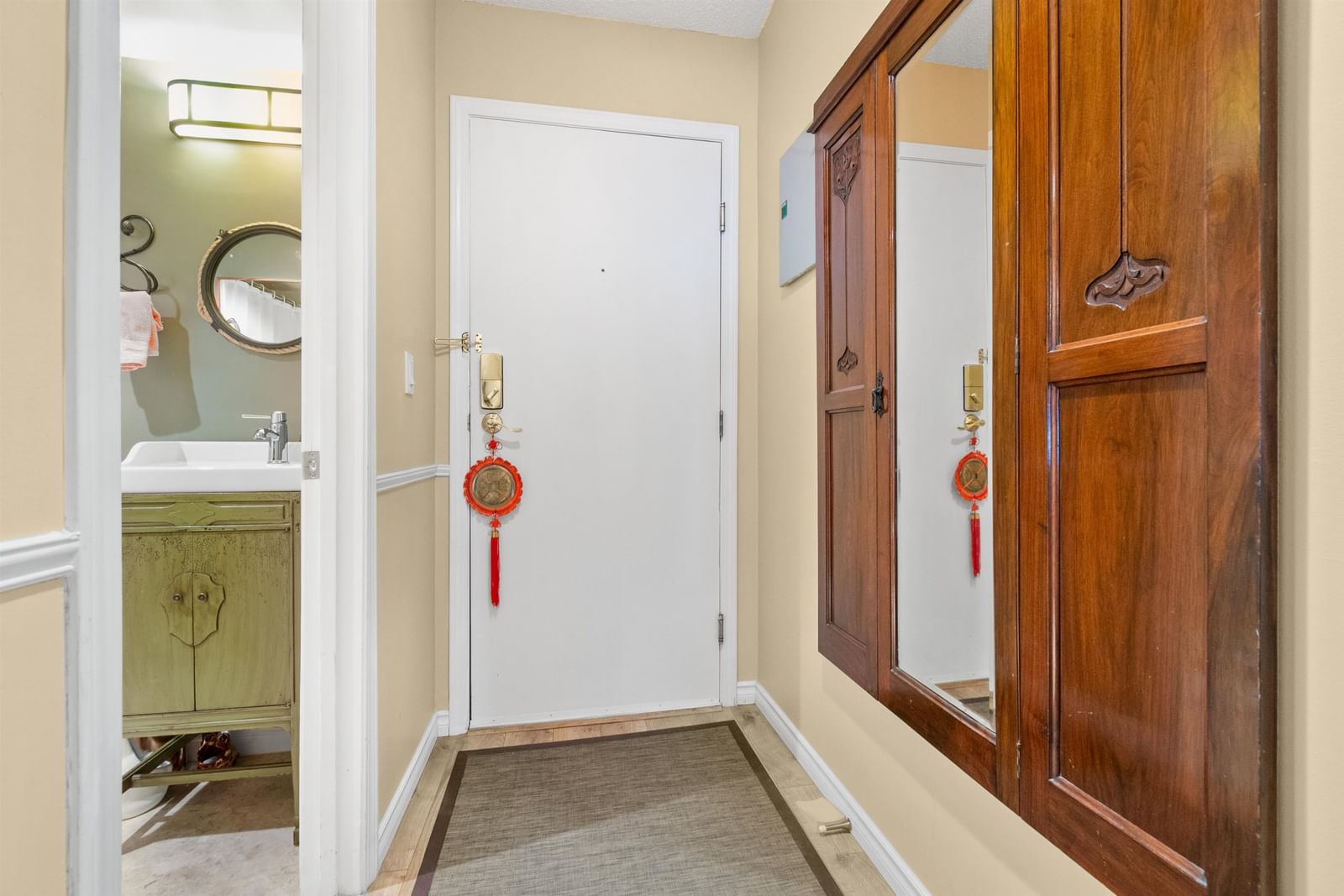 Listing Image 16
