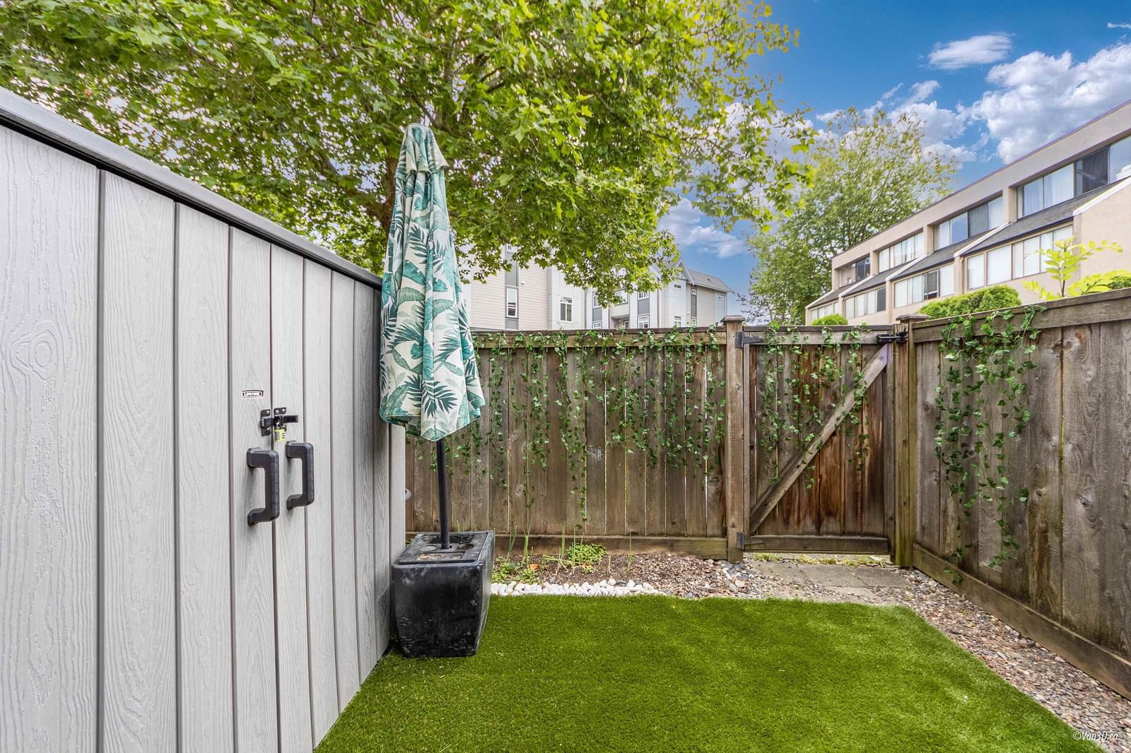 Listing Image 18