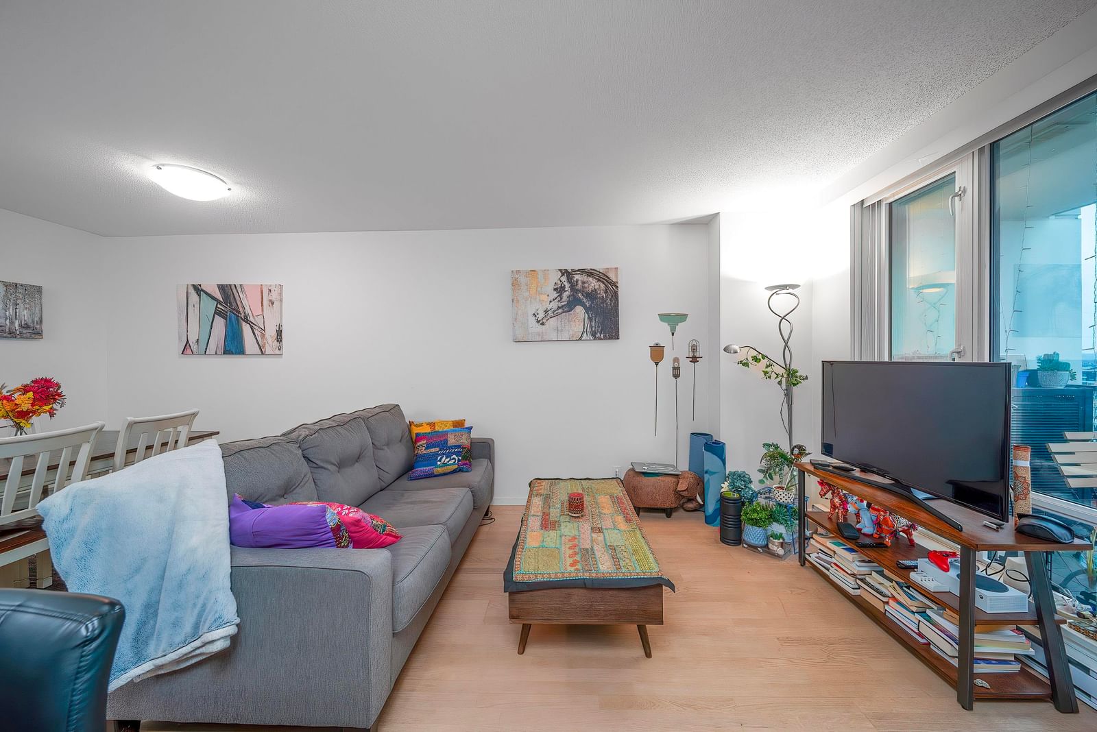 Listing Image 18