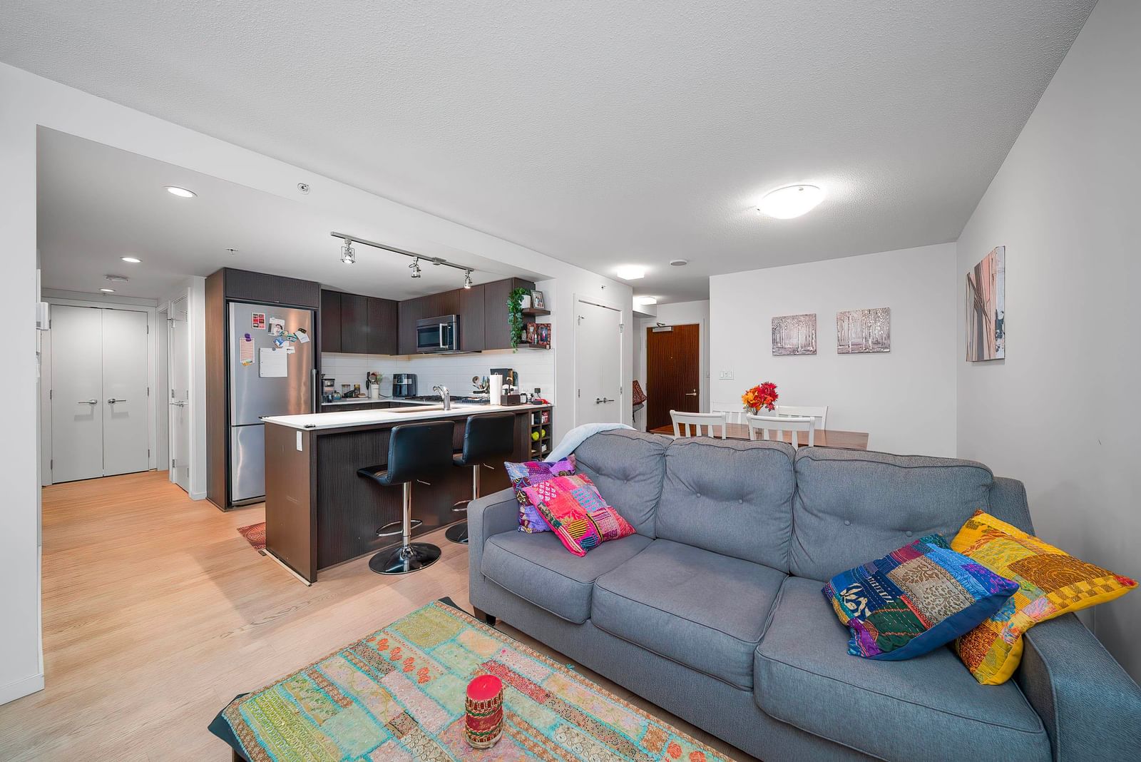 Listing Image 20