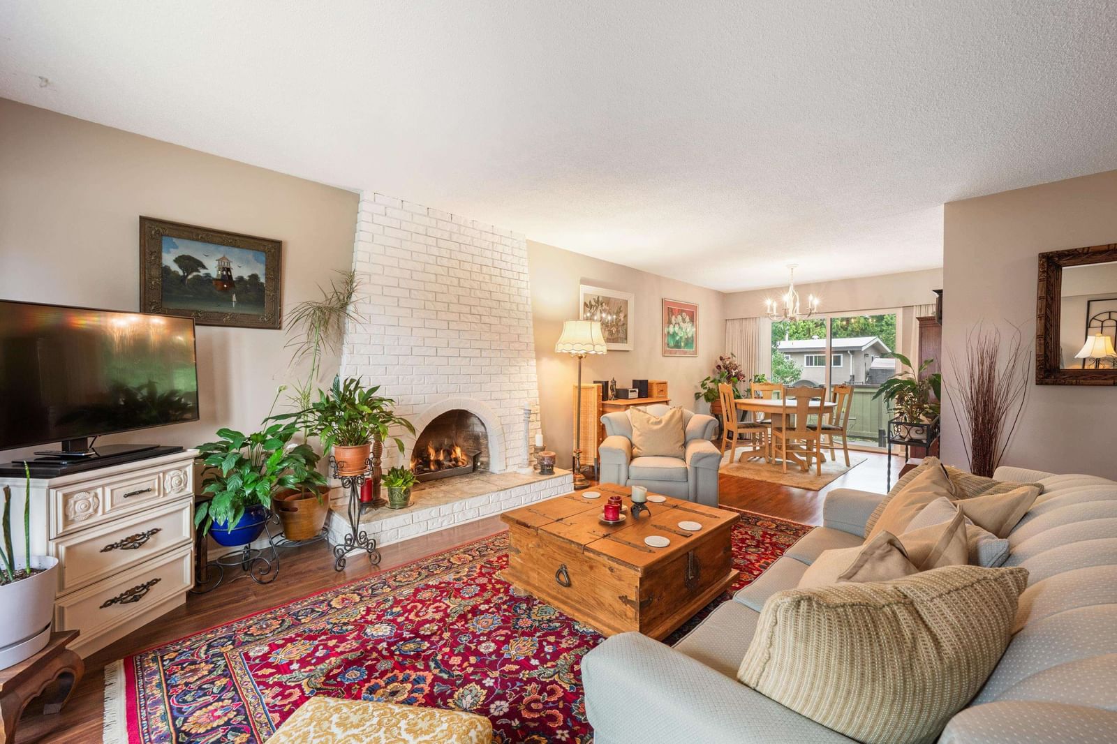 Listing Image 10