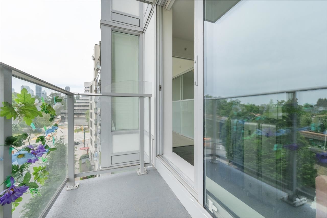 Listing Image 16