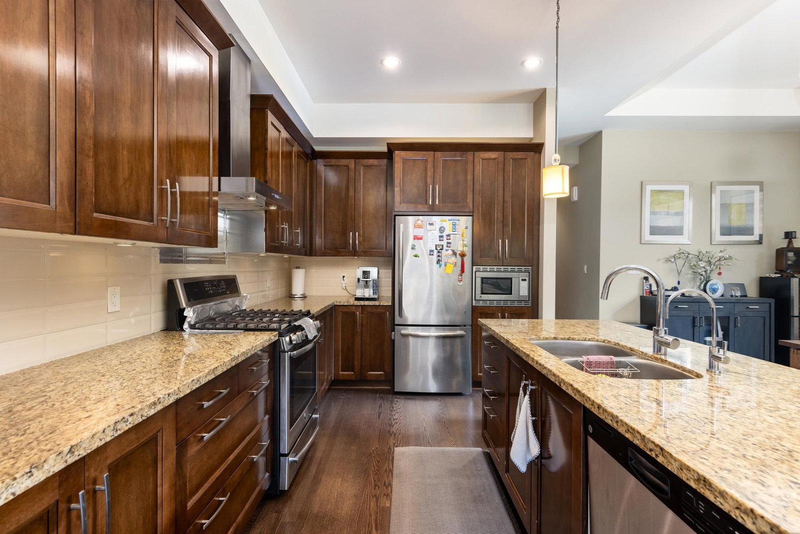 Listing Image 13