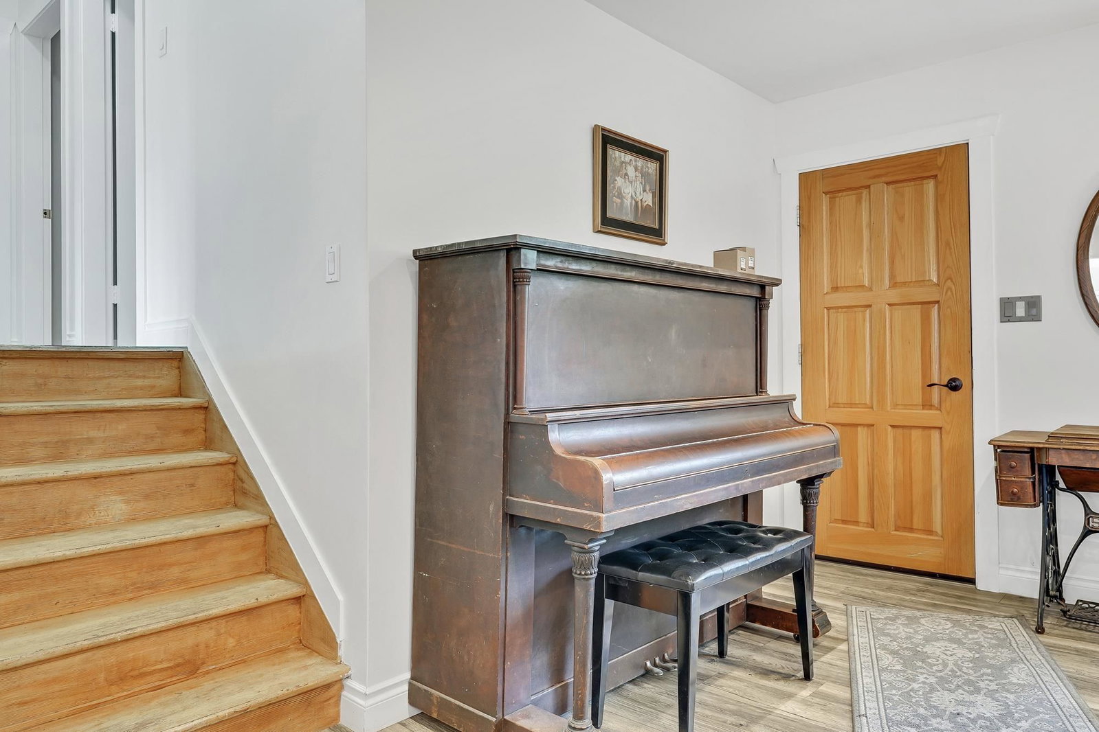 Listing Image 14