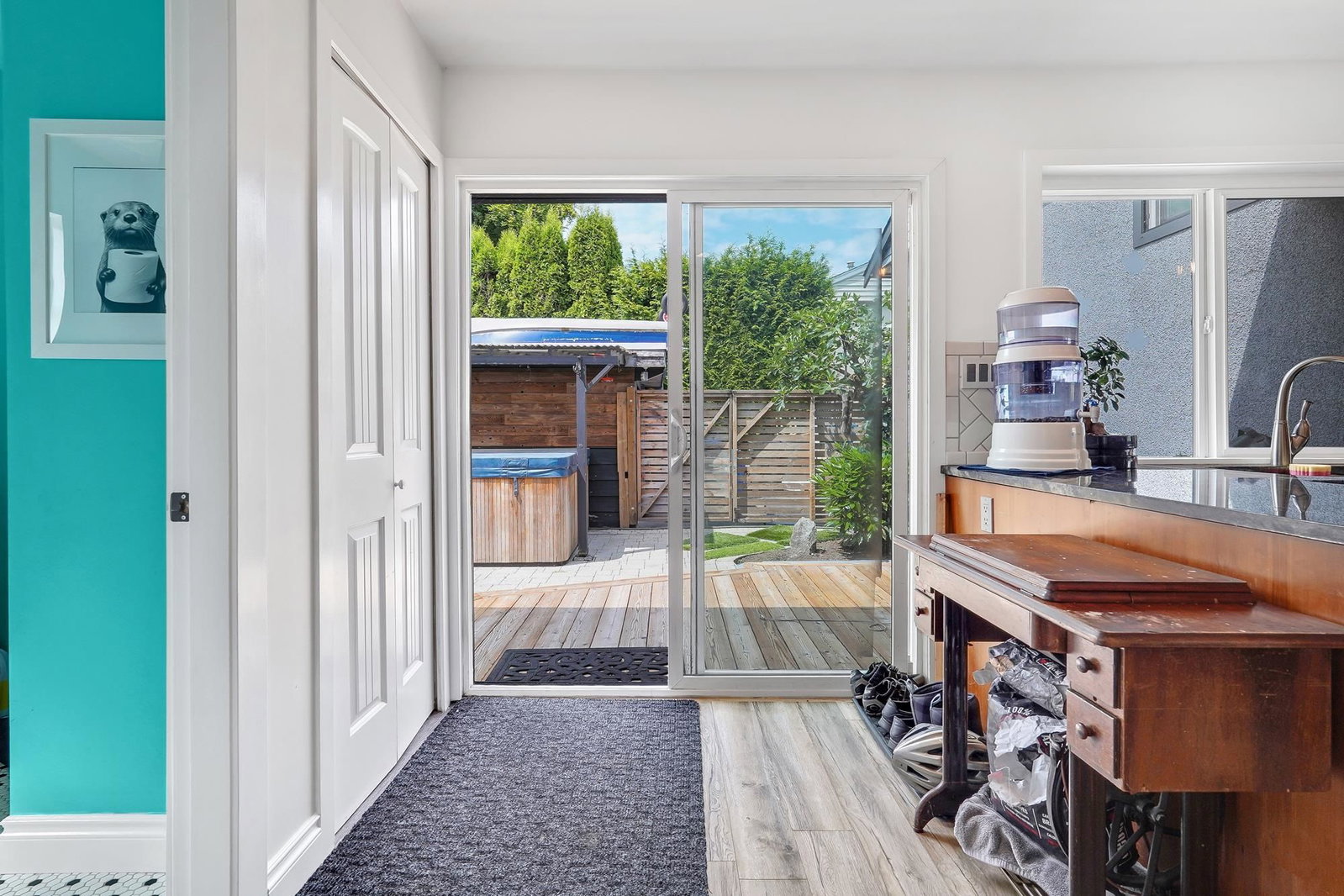 Listing Image 19