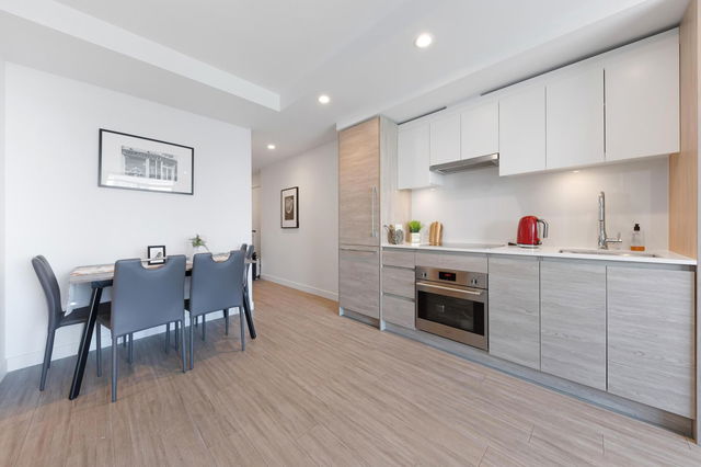 2112 - 13615 Fraser Highway