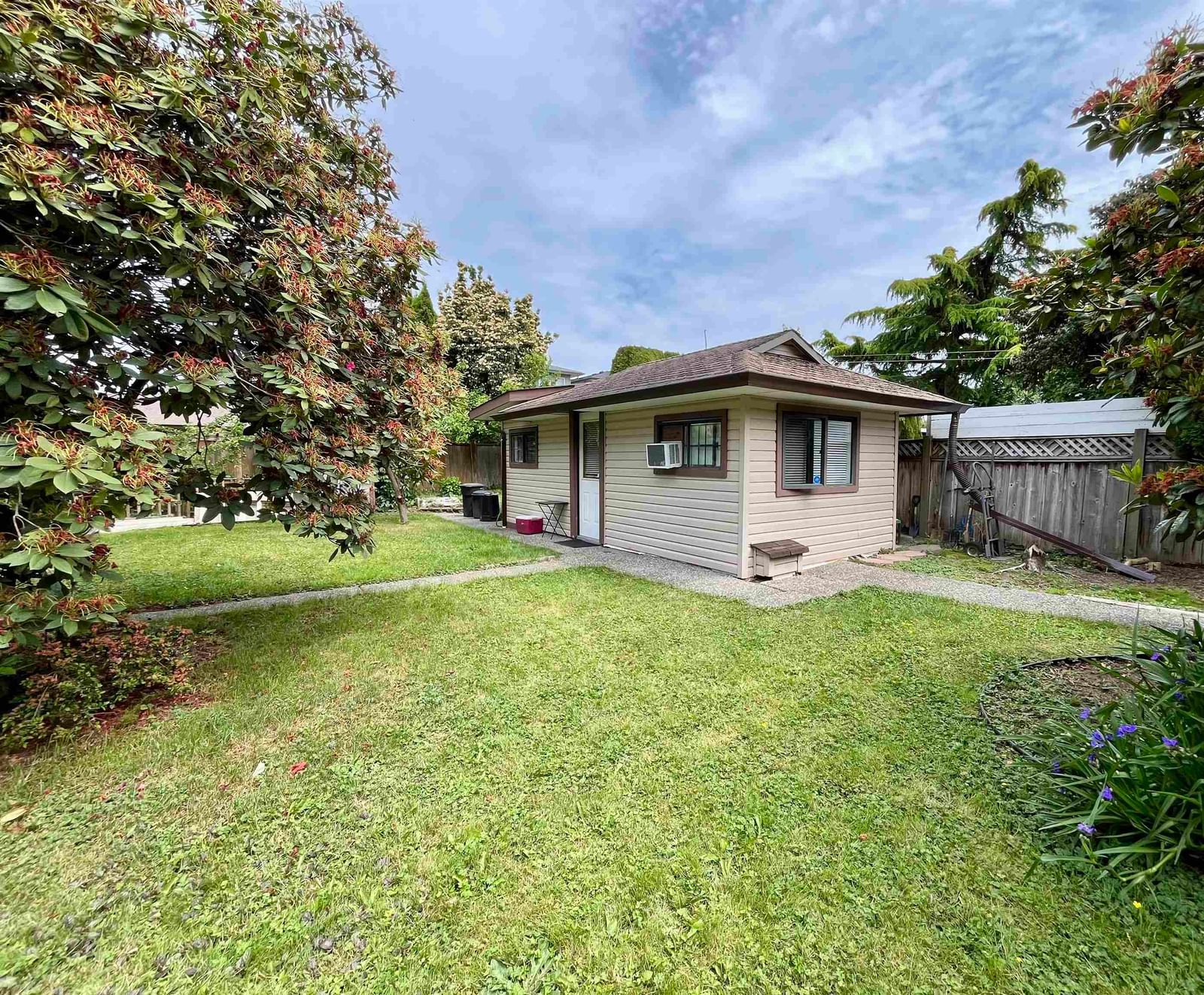 Listing Image 25