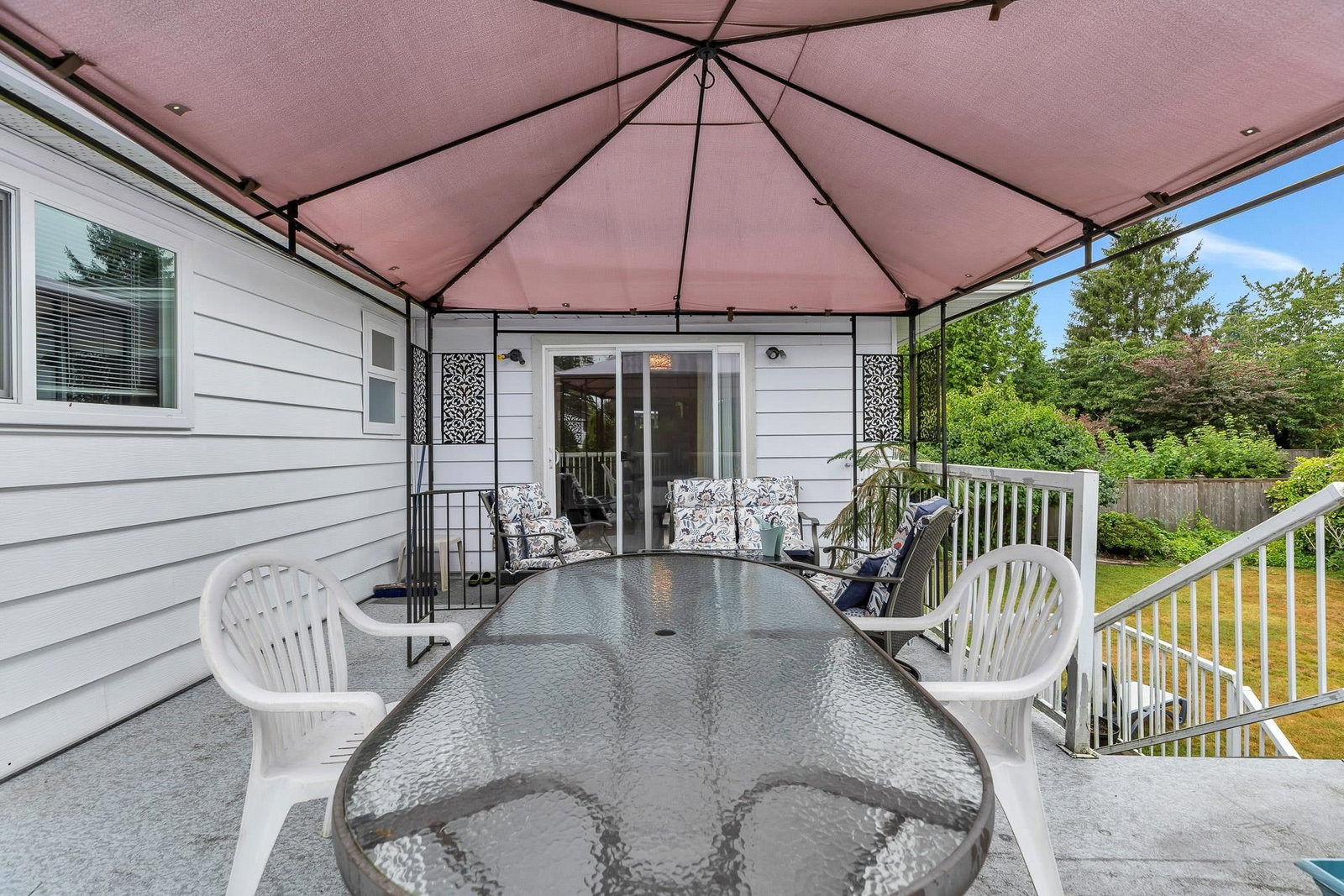 Listing Image 11